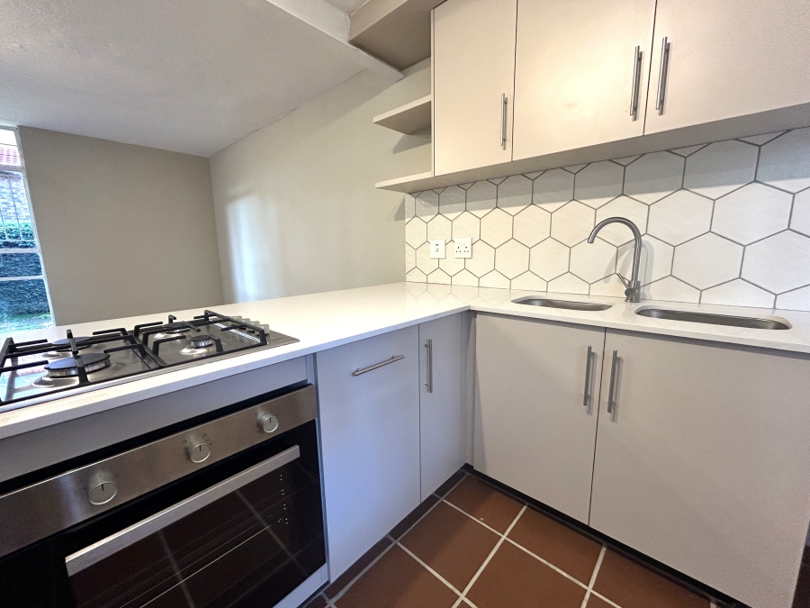 3 Bedroom Property for Sale in Garsfontein Gauteng