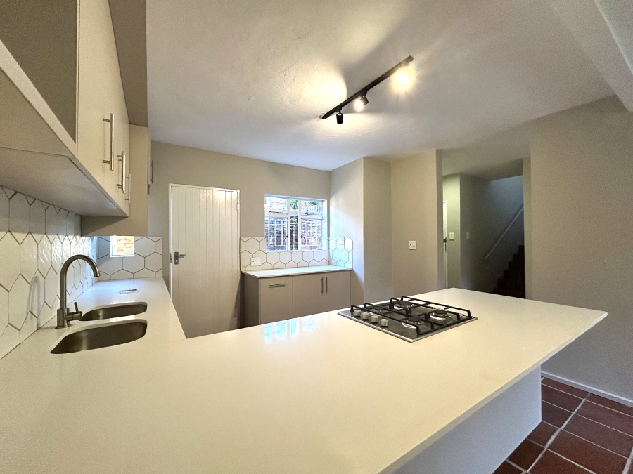 3 Bedroom Property for Sale in Garsfontein Gauteng