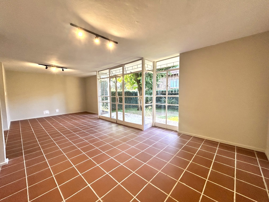 3 Bedroom Property for Sale in Garsfontein Gauteng