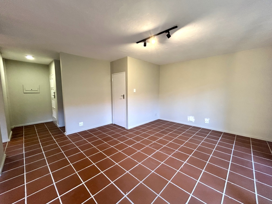 3 Bedroom Property for Sale in Garsfontein Gauteng