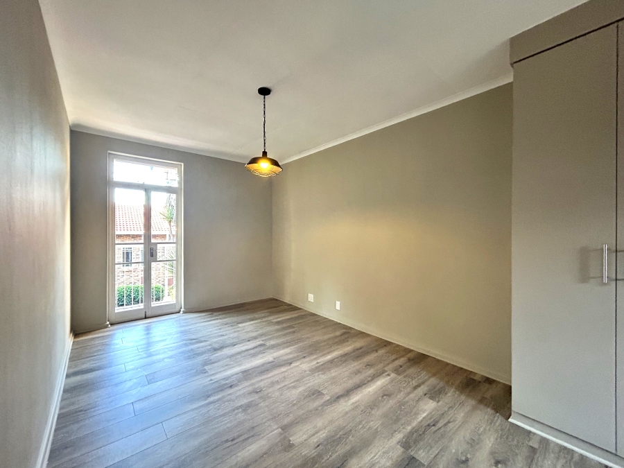 3 Bedroom Property for Sale in Garsfontein Gauteng