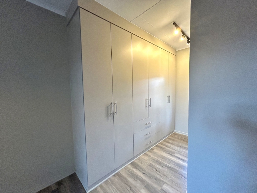 3 Bedroom Property for Sale in Garsfontein Gauteng