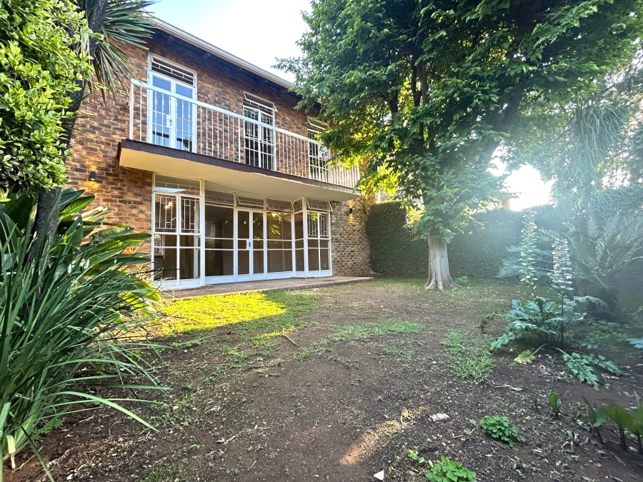 3 Bedroom Property for Sale in Garsfontein Gauteng