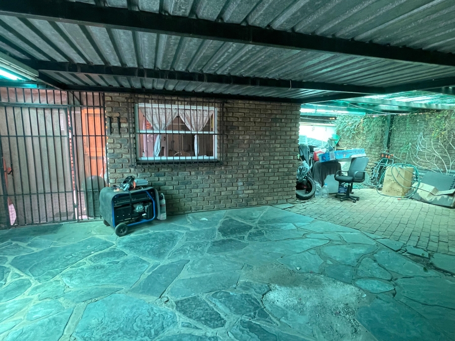 3 Bedroom Property for Sale in Wingate Park Gauteng