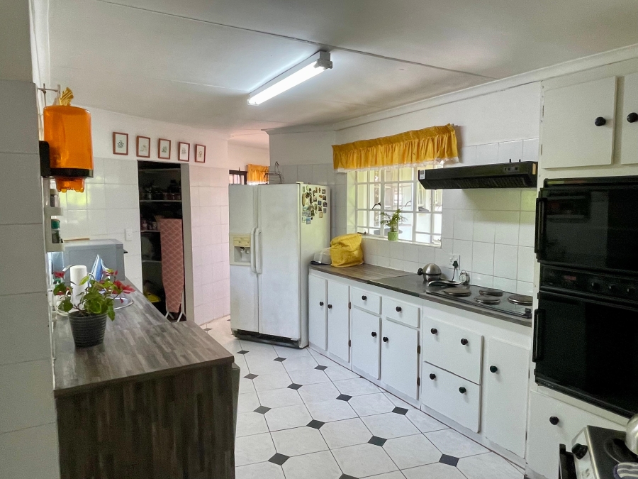 4 Bedroom Property for Sale in Monument Park Gauteng