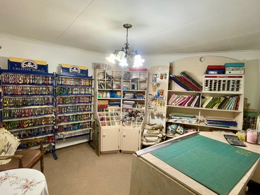 4 Bedroom Property for Sale in Monument Park Gauteng