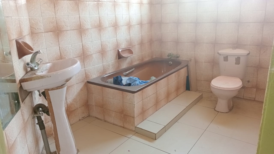 3 Bedroom Property for Sale in Soshanguve K Gauteng