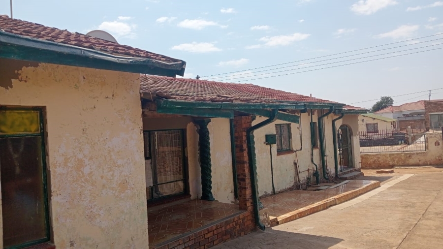 3 Bedroom Property for Sale in Soshanguve K Gauteng