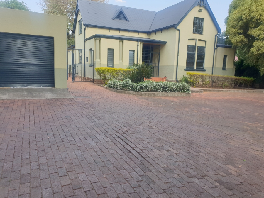 To Let 11 Bedroom Property for Rent in Sunnyside Gauteng