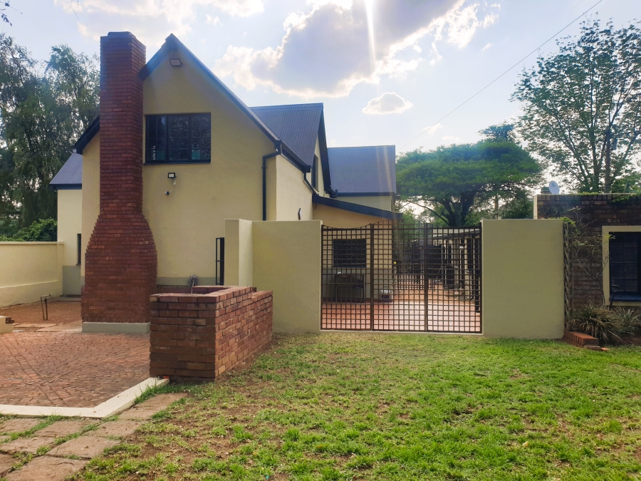 To Let 11 Bedroom Property for Rent in Sunnyside Gauteng