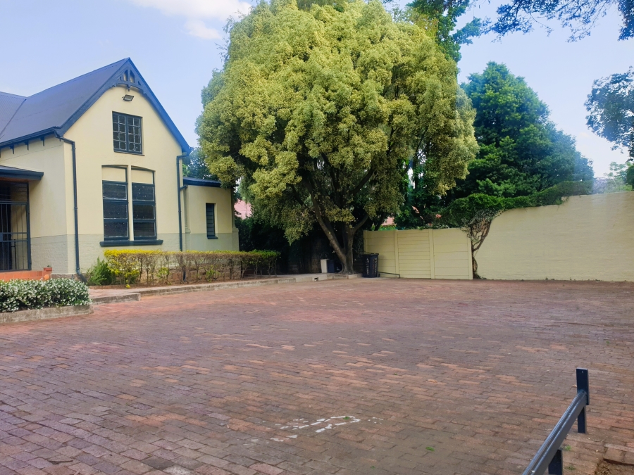 To Let 11 Bedroom Property for Rent in Sunnyside Gauteng