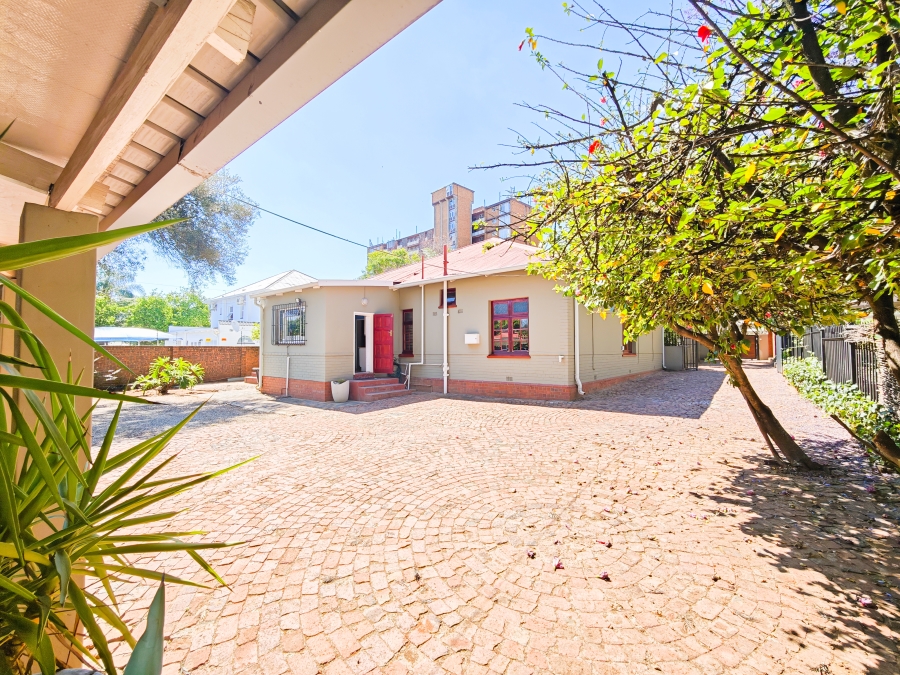4 Bedroom Property for Sale in Clydesdale Gauteng