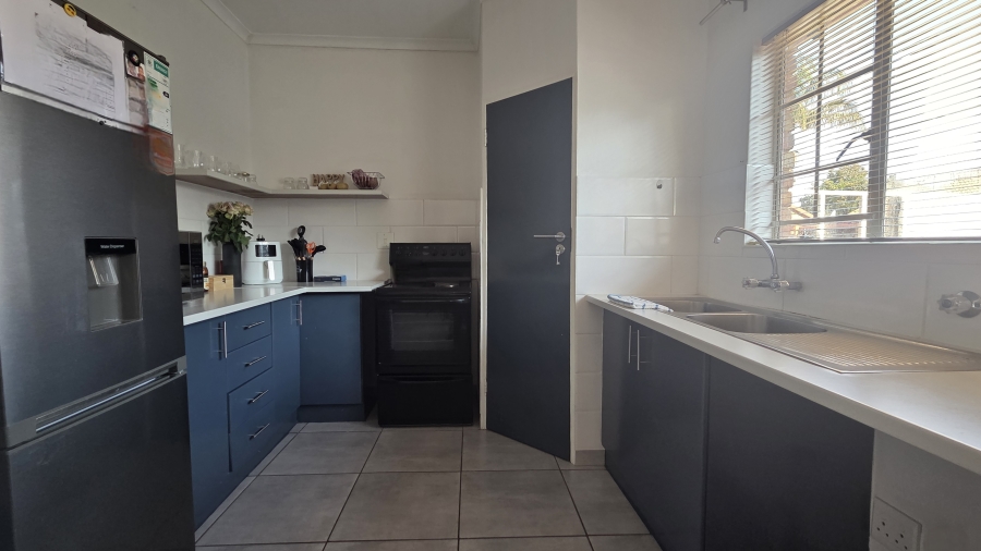 2 Bedroom Property for Sale in Doornpoort Gauteng