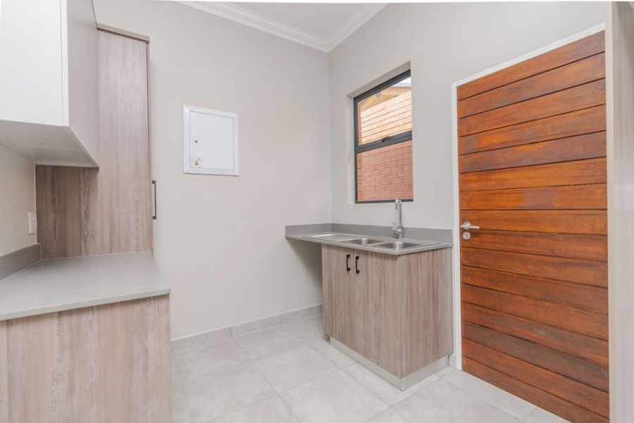 3 Bedroom Property for Sale in Six Fountains Residential Estate Gauteng