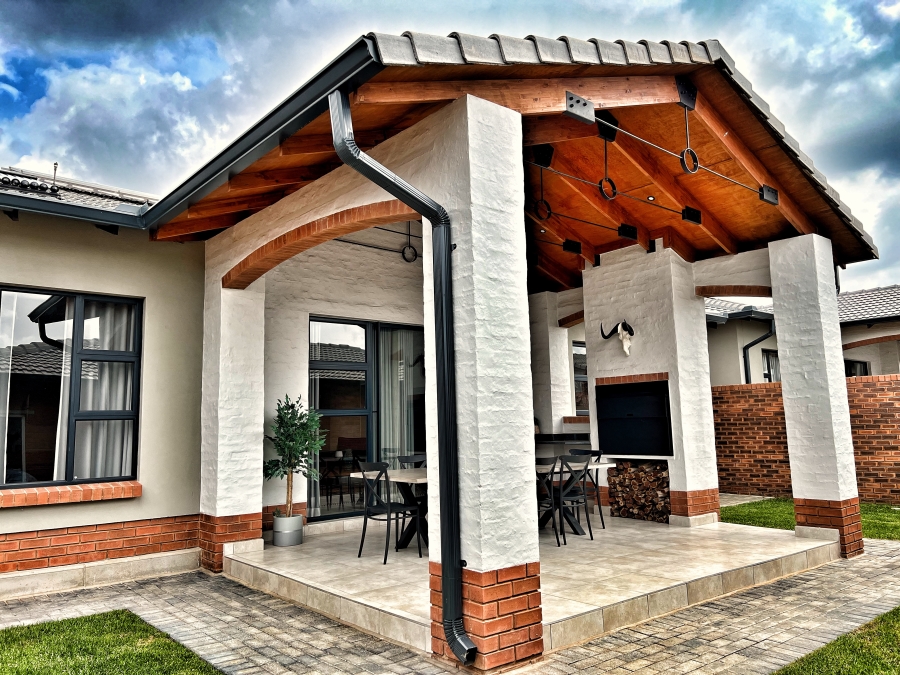 3 Bedroom Property for Sale in Six Fountains Residential Estate Gauteng