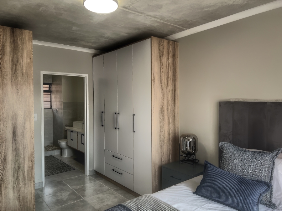 2 Bedroom Property for Sale in Olympus AH Gauteng