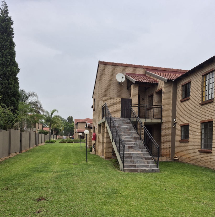 2 Bedroom Property for Sale in Moreleta Park Gauteng