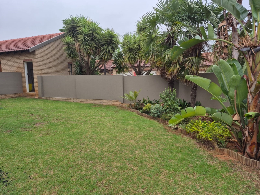 2 Bedroom Property for Sale in Moreleta Park Gauteng