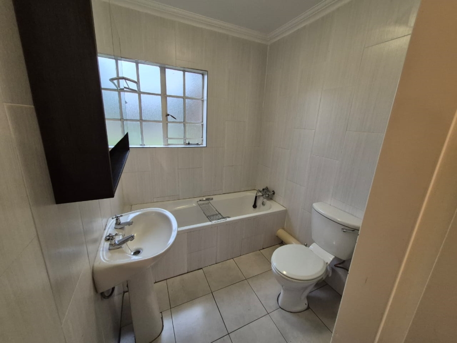 2 Bedroom Property for Sale in Moreleta Park Gauteng