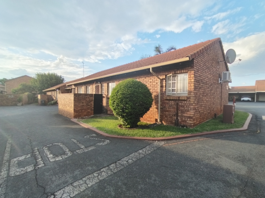 3 Bedroom Property for Sale in Celtisdal Gauteng
