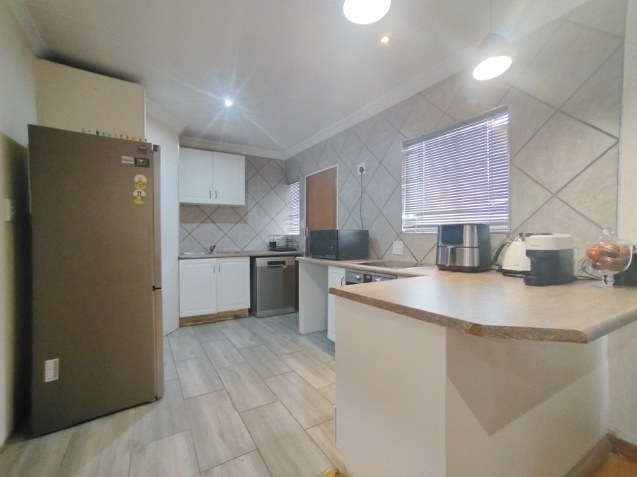 3 Bedroom Property for Sale in Celtisdal Gauteng