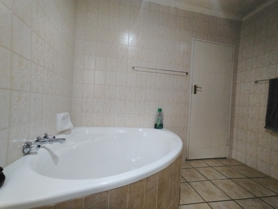 3 Bedroom Property for Sale in Celtisdal Gauteng