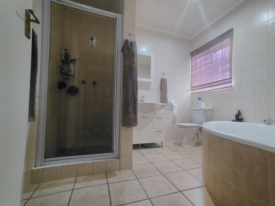 3 Bedroom Property for Sale in Celtisdal Gauteng