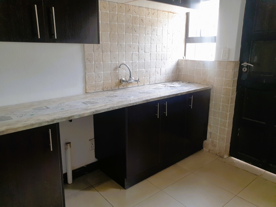 5 Bedroom Property for Sale in Heuwelsig Estate Gauteng