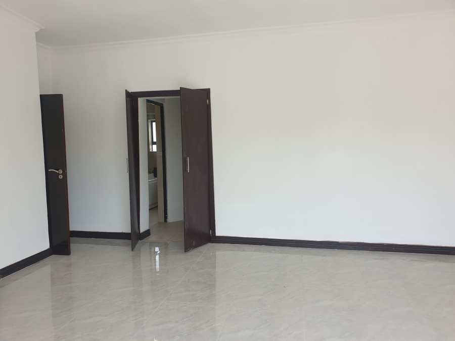 5 Bedroom Property for Sale in Heuwelsig Estate Gauteng