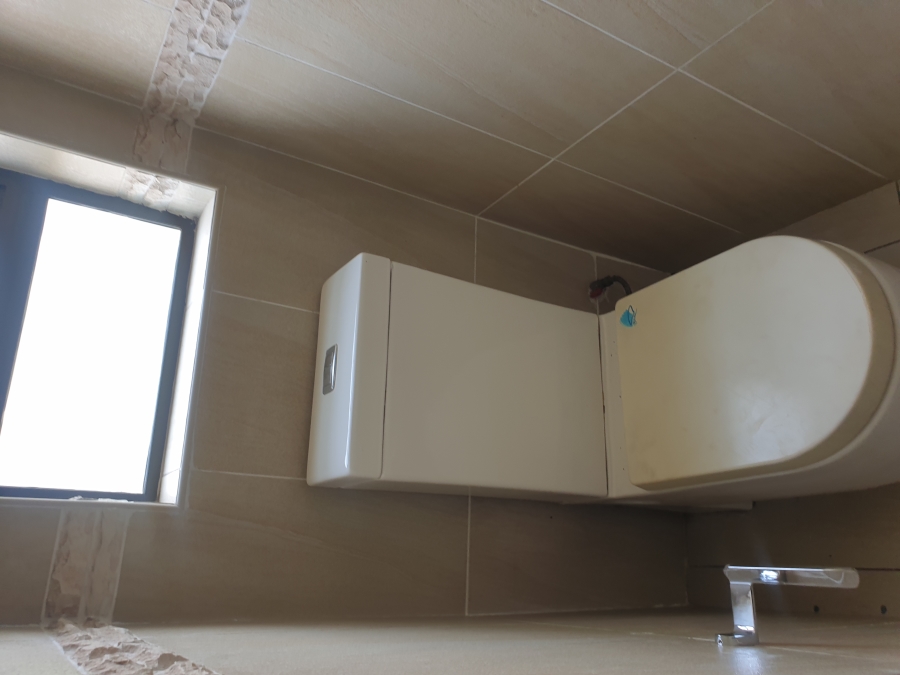 5 Bedroom Property for Sale in Heuwelsig Estate Gauteng