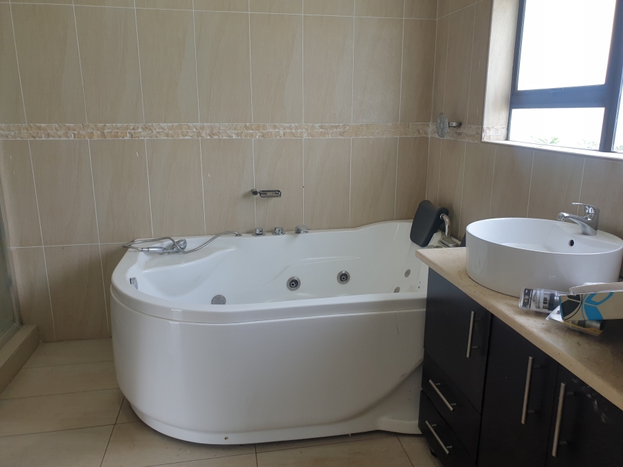 5 Bedroom Property for Sale in Heuwelsig Estate Gauteng