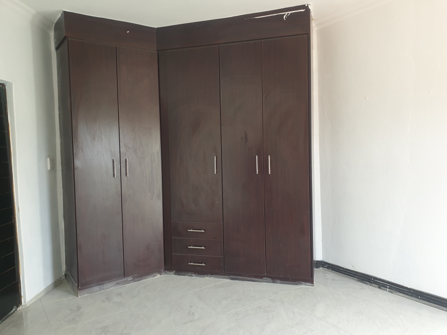 5 Bedroom Property for Sale in Heuwelsig Estate Gauteng