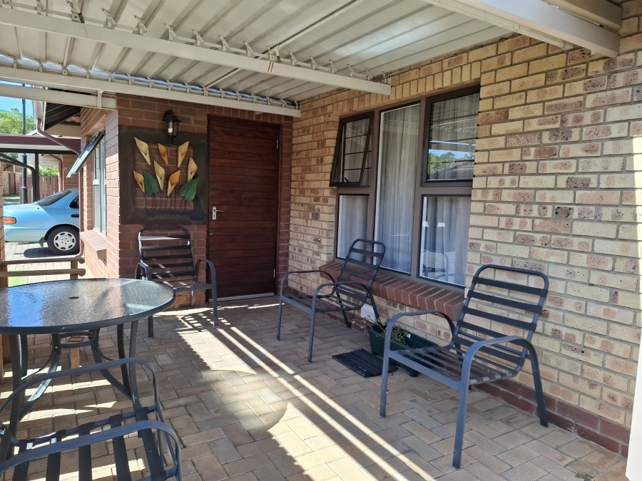 2 Bedroom Property for Sale in Equestria Gauteng