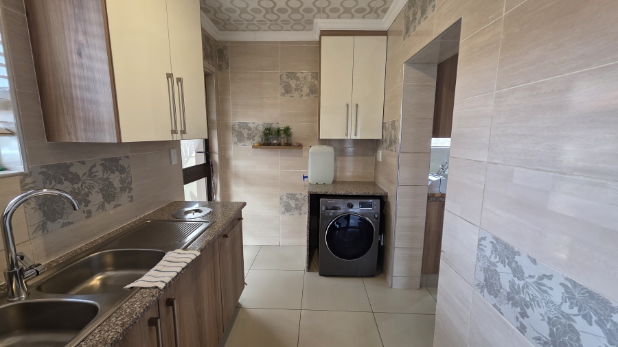 5 Bedroom Property for Sale in Savannah Country Estate Gauteng