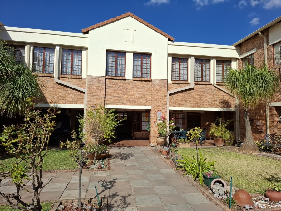 2 Bedroom Property for Sale in Equestria Gauteng