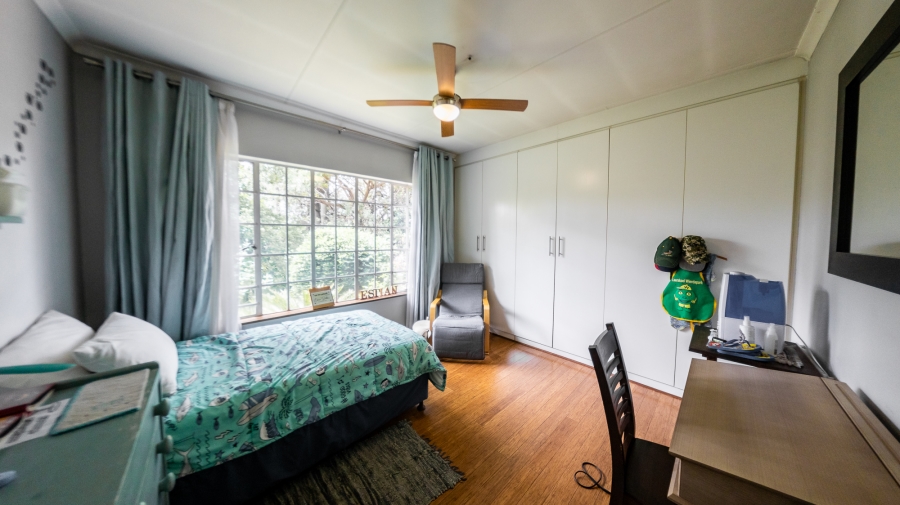 4 Bedroom Property for Sale in Eldoraigne Gauteng