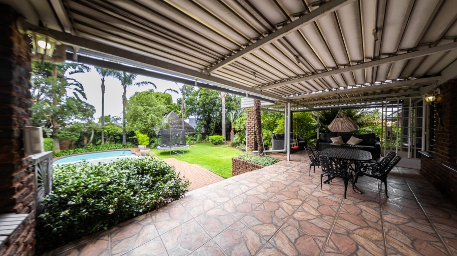 4 Bedroom Property for Sale in Eldoraigne Gauteng