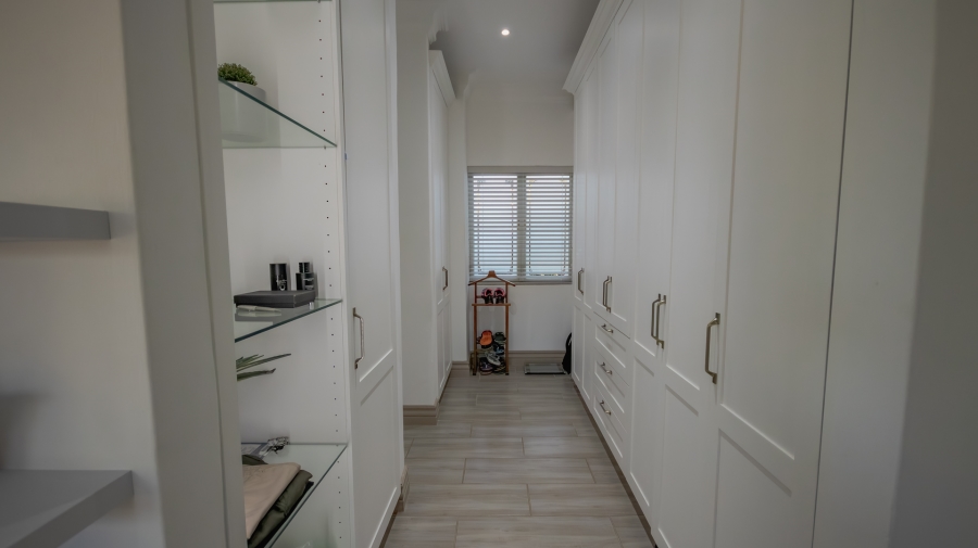 4 Bedroom Property for Sale in Boardwalk Manor Gauteng