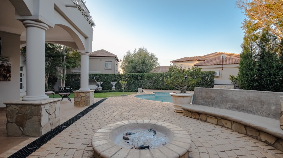 4 Bedroom Property for Sale in Boardwalk Manor Gauteng