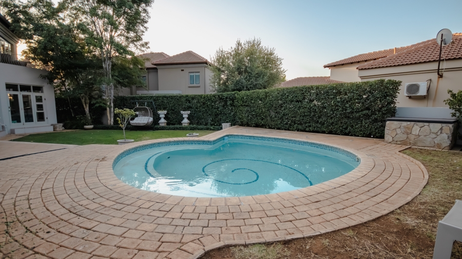 4 Bedroom Property for Sale in Boardwalk Manor Gauteng