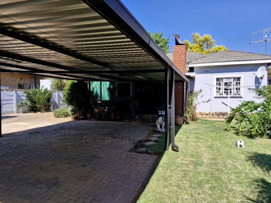 3 Bedroom Property for Sale in Capital Park Gauteng