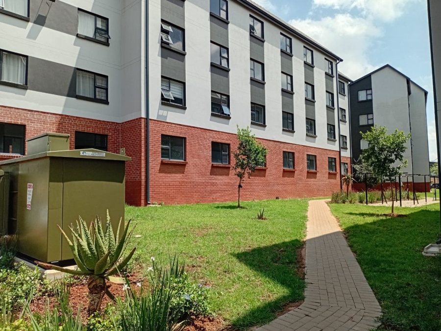 To Let 2 Bedroom Property for Rent in Jabulani Gauteng