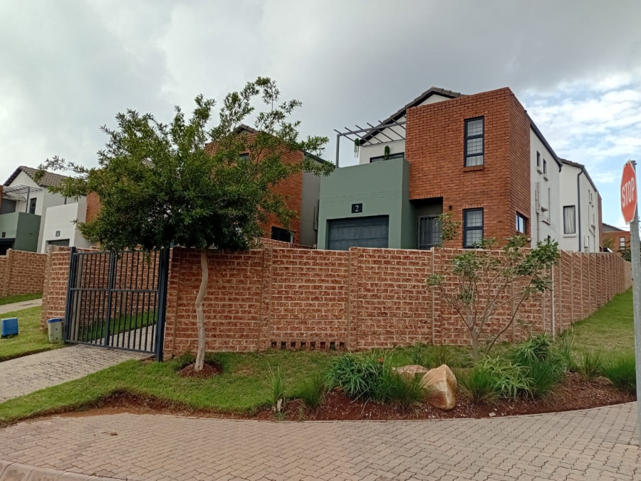 To Let 3 Bedroom Property for Rent in South Hills Gauteng
