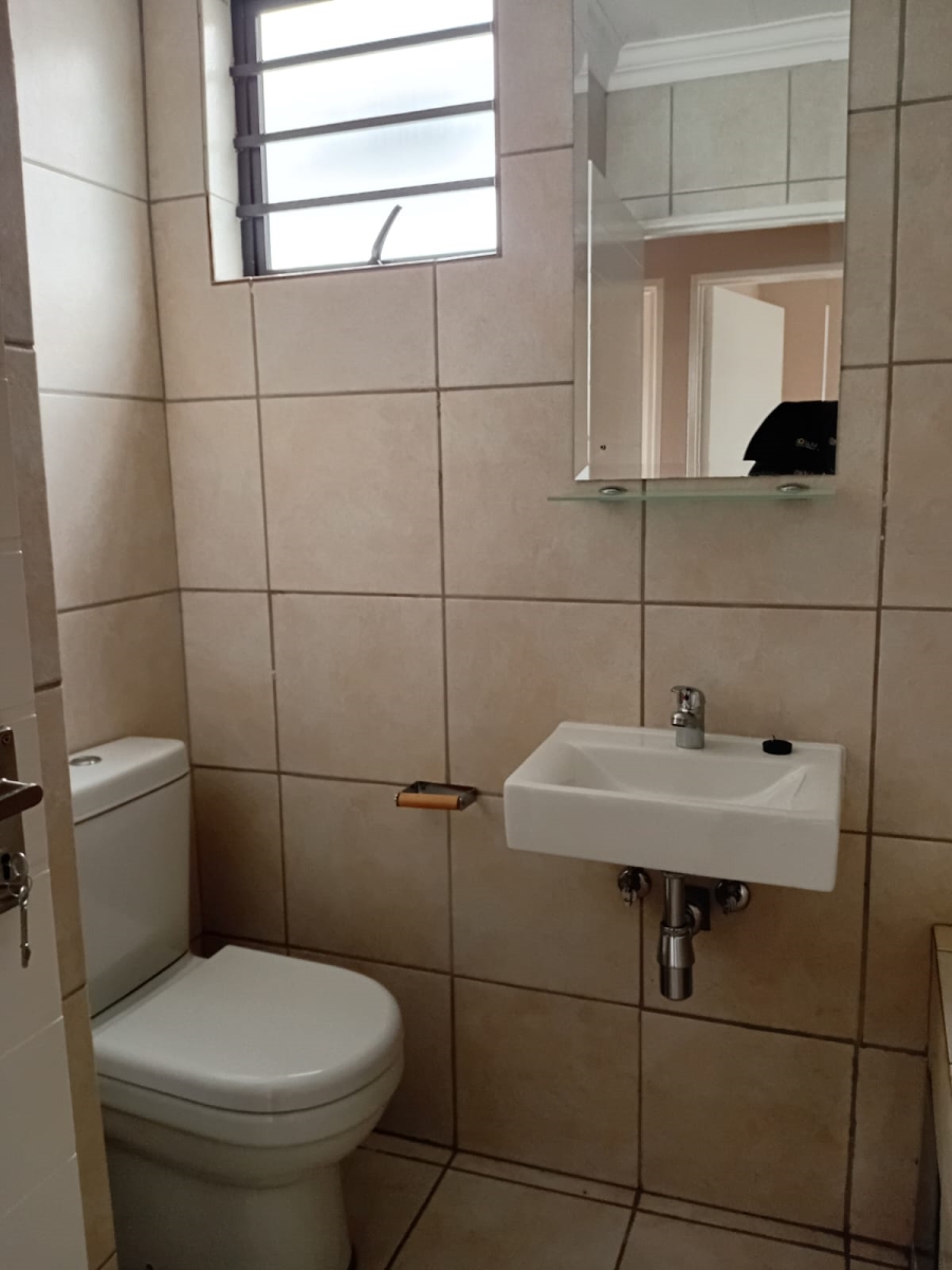 To Let 3 Bedroom Property for Rent in South Hills Gauteng