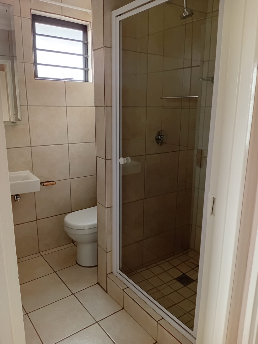 To Let 3 Bedroom Property for Rent in South Hills Gauteng