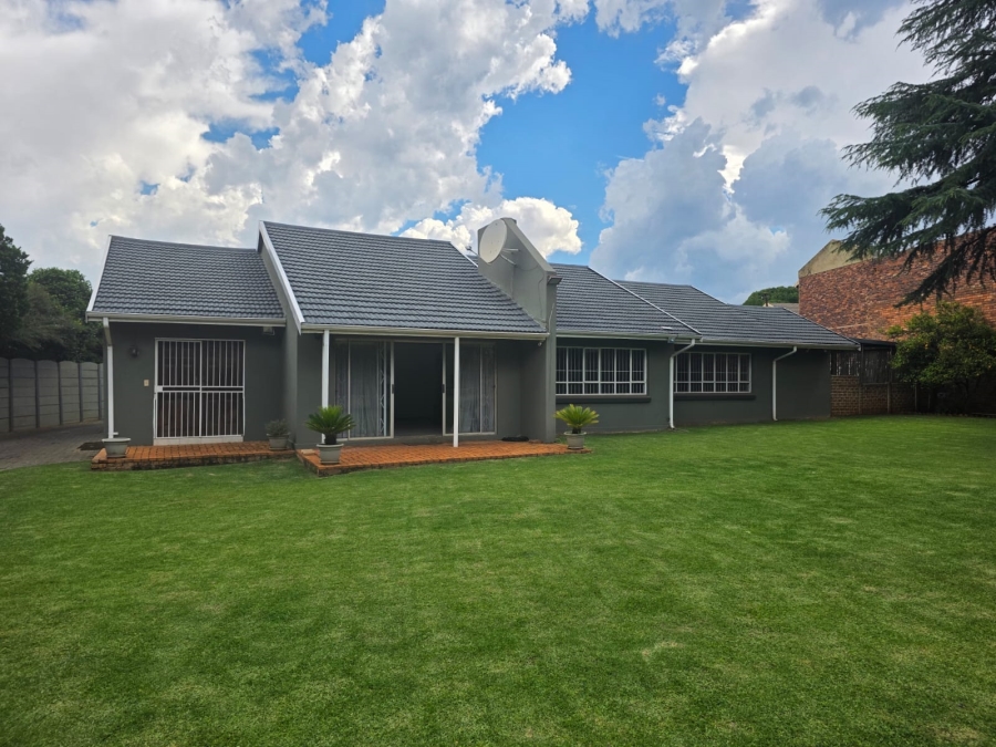 3 Bedroom Property for Sale in Rynfield Gauteng