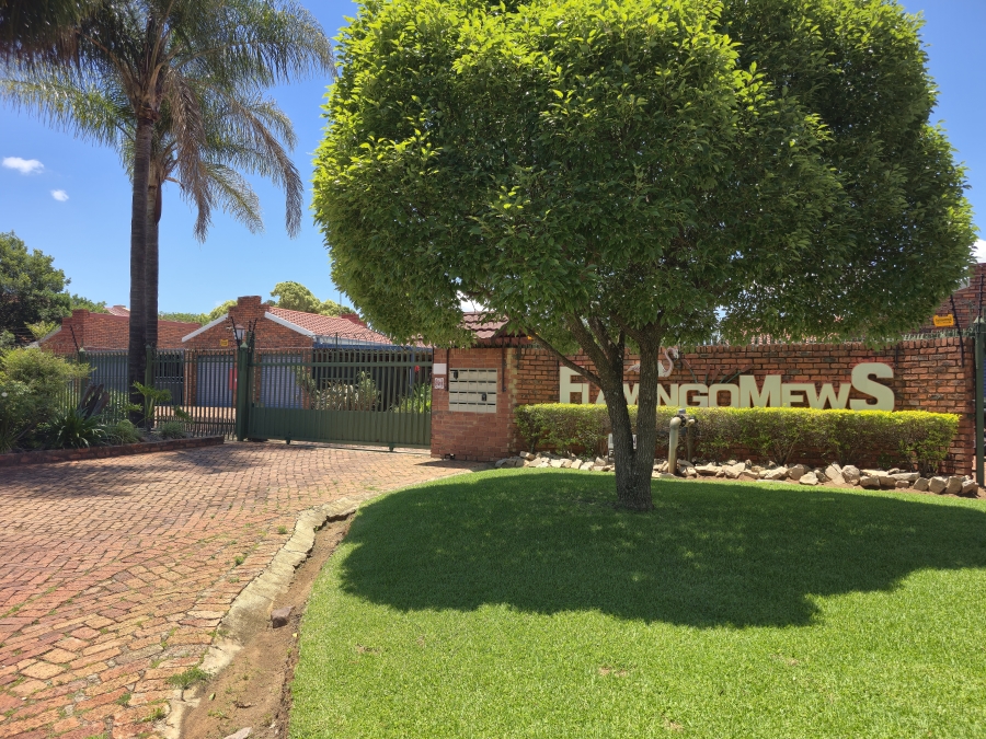 2 Bedroom Property for Sale in Dorandia Gauteng