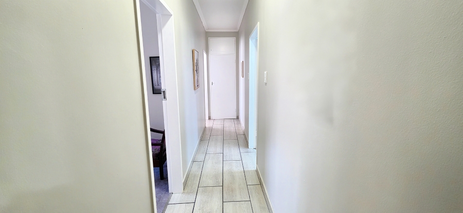 4 Bedroom Property for Sale in Annlin Gauteng