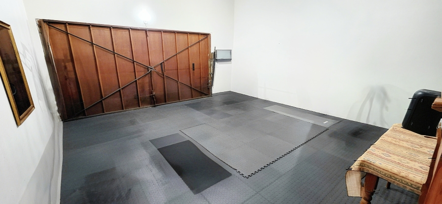 4 Bedroom Property for Sale in Annlin Gauteng