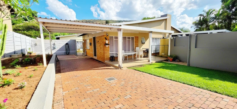 4 Bedroom Property for Sale in Annlin Gauteng